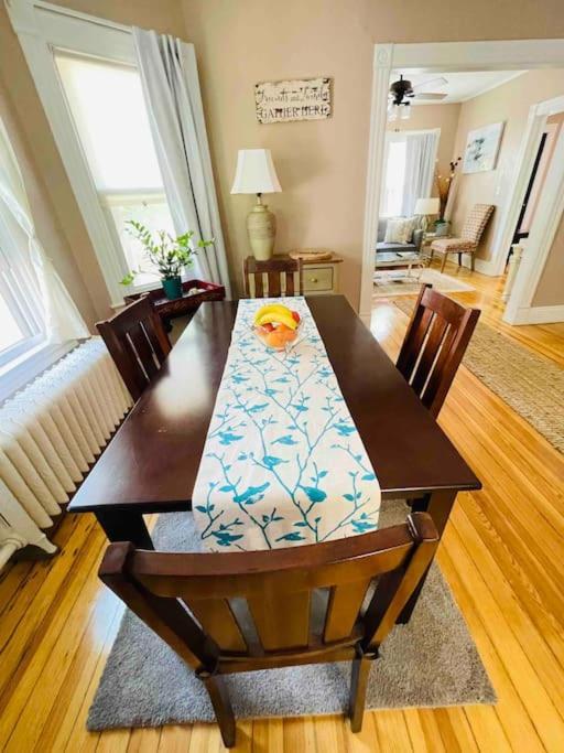 Delightful 2Br Apartment With Balcony - 15 Min From Mohegan Sun- Foxwoods Casinos & Mystic New London Exterior photo